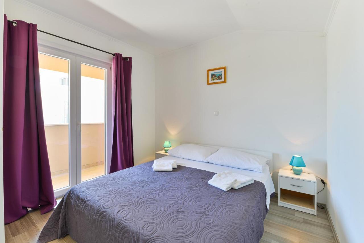 Apartments By The Sea Nin, Zadar - 13172 Exterior photo